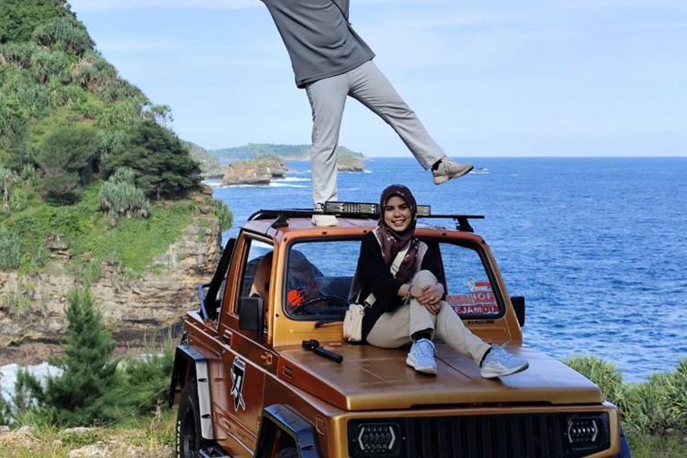 Mount Merapi Sunrise, Jomblang Cave & Timang Beach