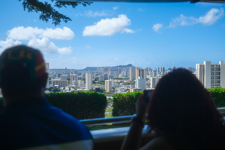 Oahu: Waikiki Trolley Hop-on Hop-off All-Line Pass