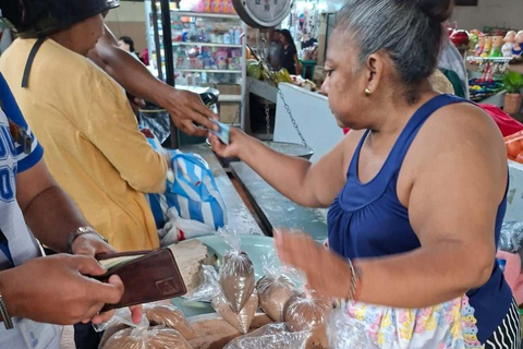 León: Local Market Food Tour with Tastings & Coffee Stop