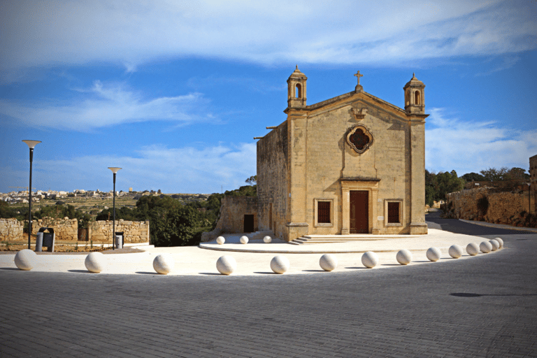 Rondleiding Marsaxlokk, Blauwe Grot en QrendiVan Valletta: Marsaxlokk Blue Grotto en Qrendi-rondleiding