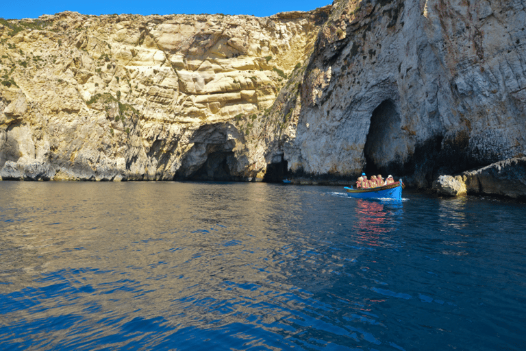 Malta: Tour guidato di Marsaxlokk, della Grotta Azzurra e di QrendiCon guida parlante inglese