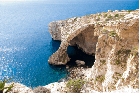 Marsaxlokk, Błękitna Grota i Qrendi z przewodnikiemZ Valletty: Błękitna Grota Marsaxlokk i wycieczka z przewodnikiem Qrendi