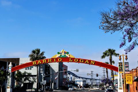San Diego: Barrio Logan Food and Art Guided Walking Tour
