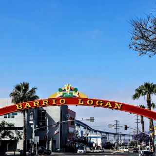 San Diego: Barrio Logan Food and Art Guided Walking Tour