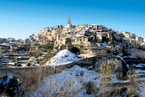 From Valencia: Bocairent and Covetes dels Moros Day Trip Group Day Trip
