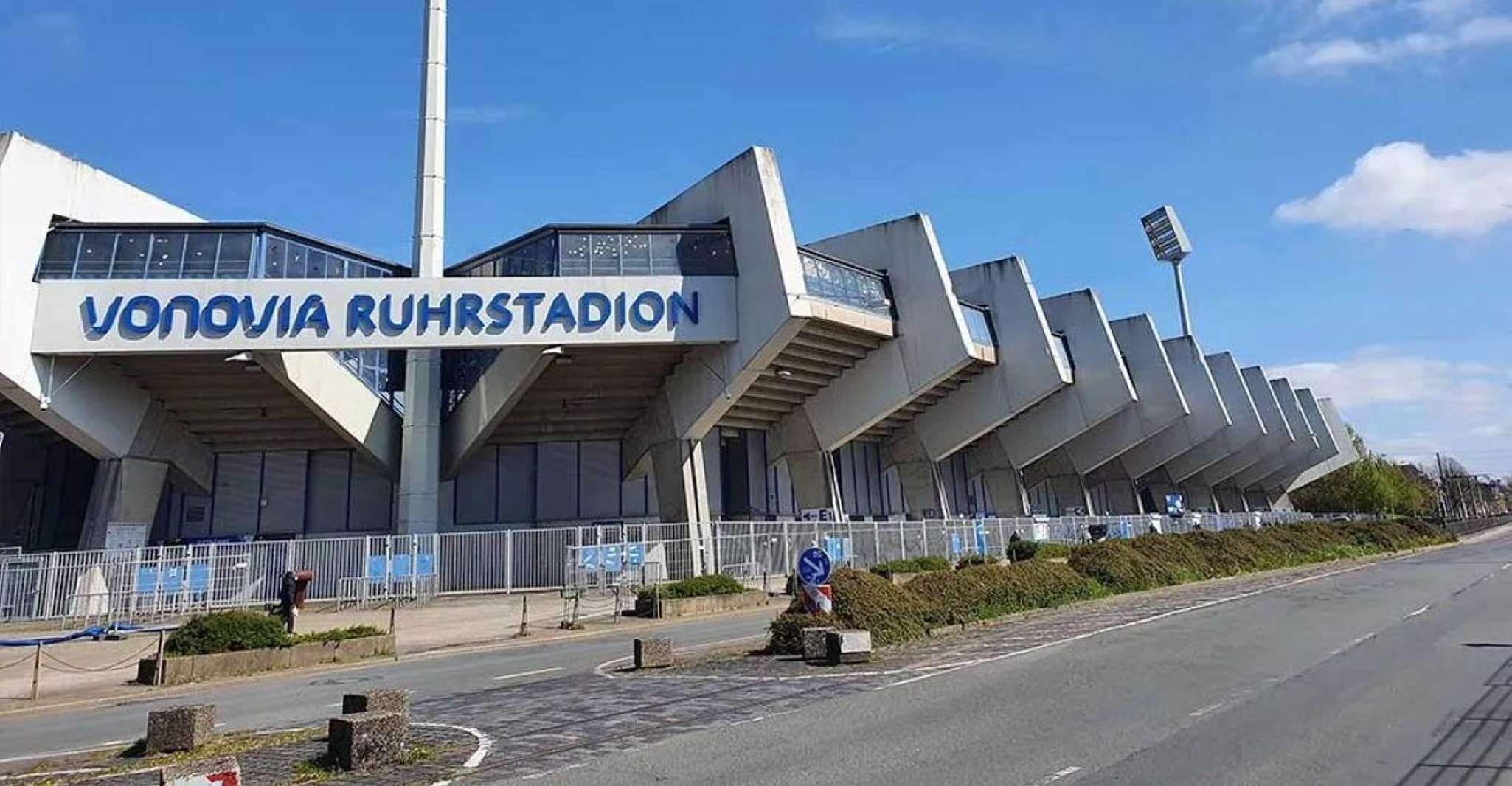 Bochum, 交互式智能手机游戏游戏 - Hizvo