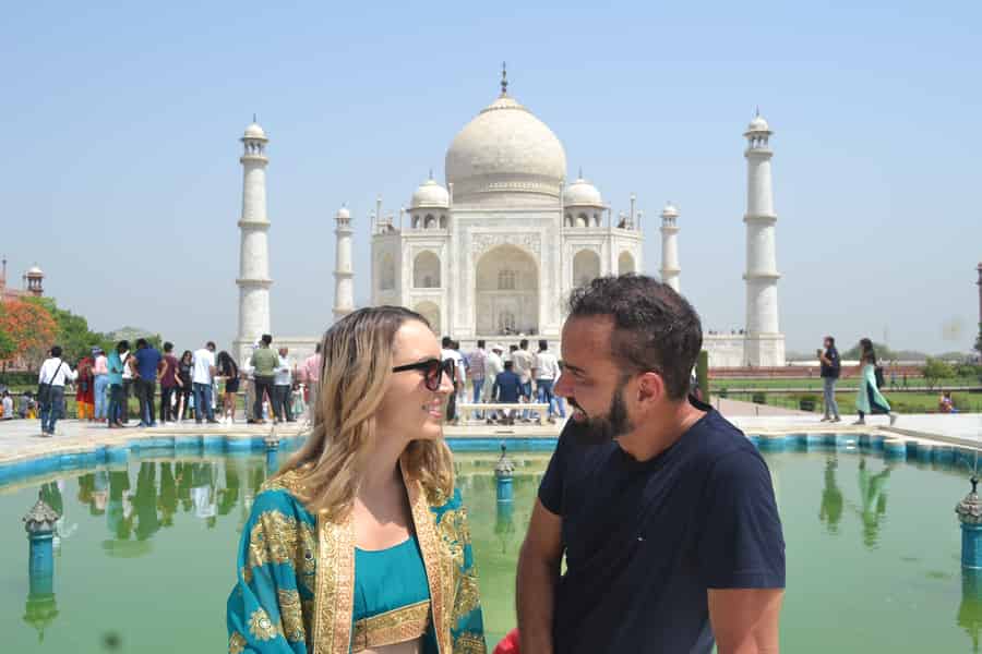 Ab Delhi: All-Inclusive Taj Mahal Tour mit Gatimaan Express