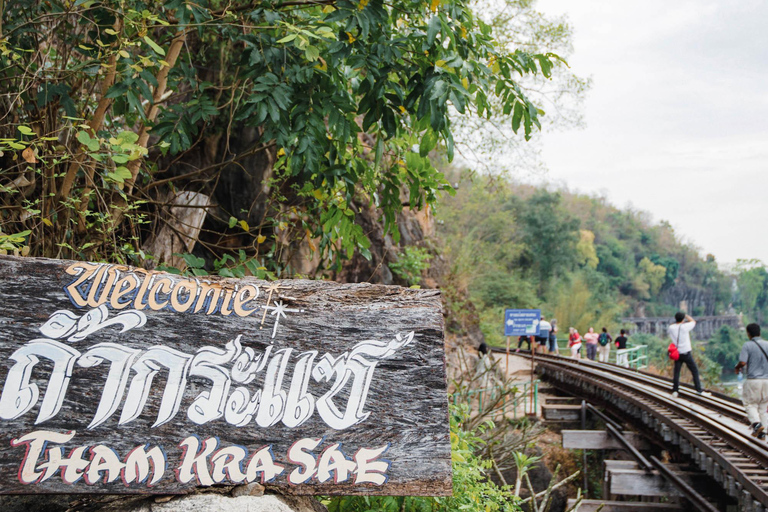 Bangkok: Tour particular e personalizado em KanchanaburiTour particular com guia de turismo que fala alemão