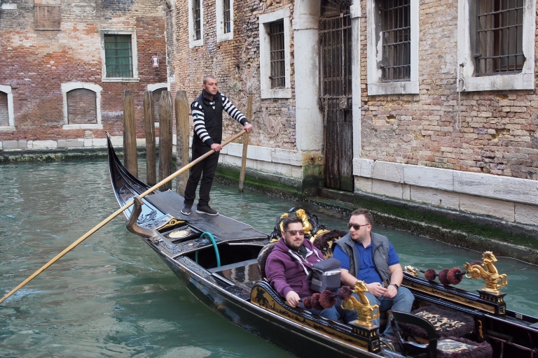 Tour de 1 día a Venecia en grupo desde el lago de GardaTraslados desde Garda