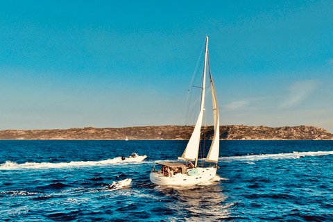 Maddalena Archipelago: Island-Hopping Sailing Tour and Lunch 14 m Standard Yacht departure from Palau