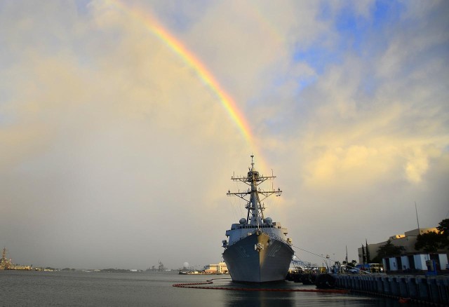 Visit Pearl Harbor USS Arizona Memorial & Battleship Missouri in Oahu, Hawaii