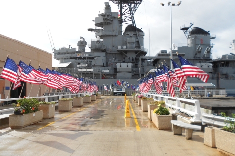 Honolulu: USS Arizona Memorial & Battleship Missouri Besuch
