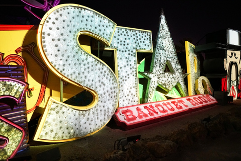 Las Vegas: Nattlig helikopterflygning och rundtur på Neon Museum