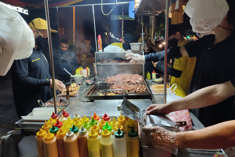 Medellín: degustaciones de comida callejera y visita a los tejados de Poblado