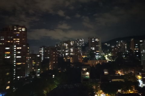 Medellin: Street Food Verkostungen und Poblado Rooftops Tour
