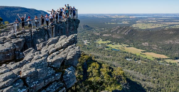 Melbourne to Adelaide: 3-Day Great Ocean Road Grampians Tour