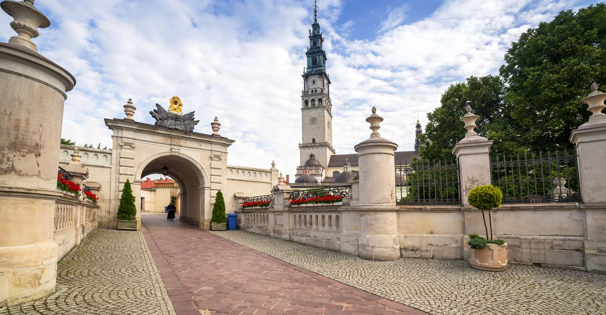 Częstochowa Black Madonna Experience with private transport - Housity