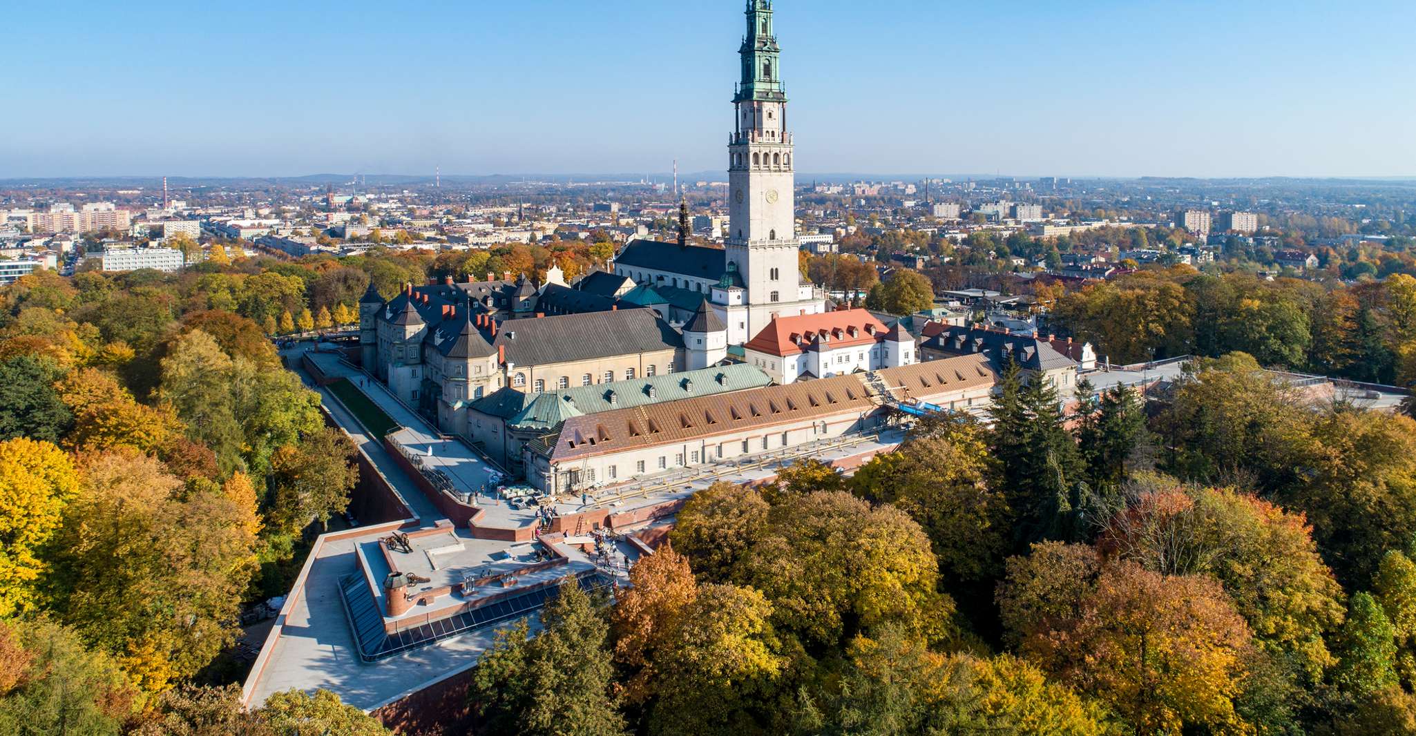 Częstochowa Black Madonna Experience with private transport - Housity