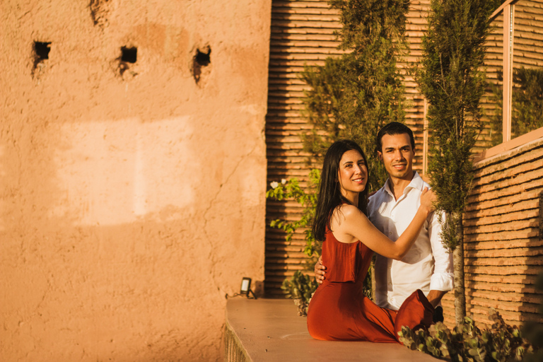 Marrakesh: fotoshoot met een privé-vakantiefotograaf3 uur + 75 foto's op 3 locaties