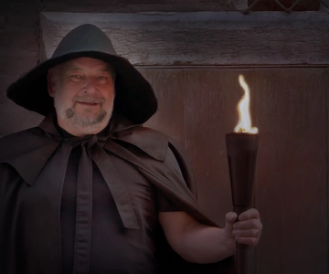 Munich: Night Watchman Torch Tour in German