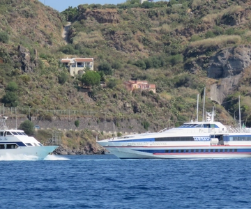 Desde Milazzo: Excursión en barco por Lipari, Panarea y Stromboli
