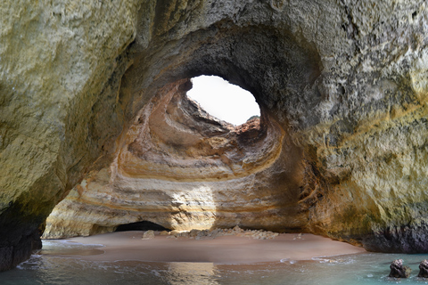 Z Carvoeiro: Jaskinie Benagil i rejs statkiem Praia da Marinha