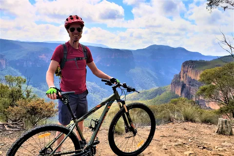 From Blue Mountains: Mountain e-Bike Ride, HANGING ROCK