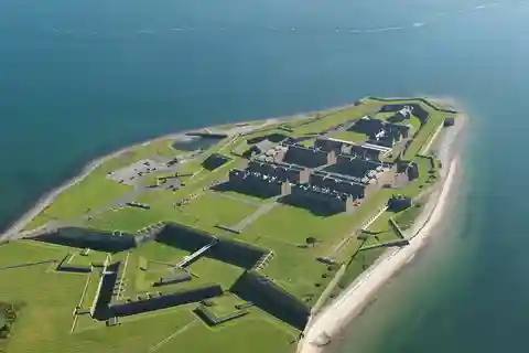 Inverness: Private Tour to Brodie Castle, Fort George & More