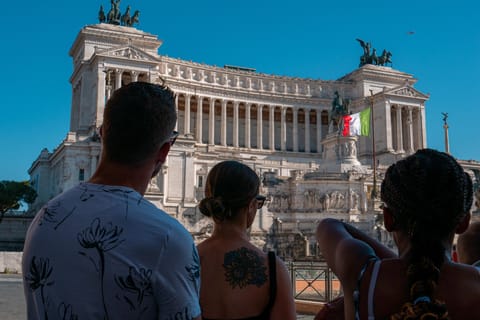 Rome Highlights & Hidden Gems Guided Walking Tour