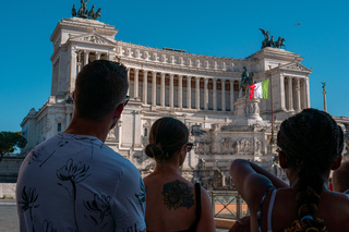 Rome Highlights & Hidden Gems Guided Walking Tour