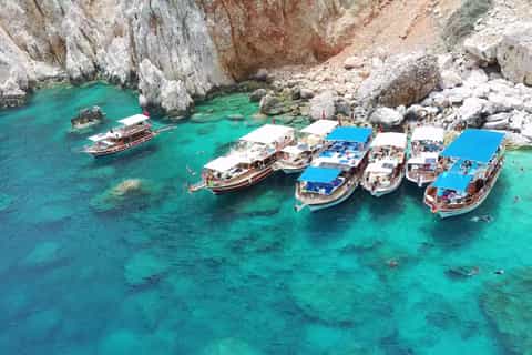 From Antalya or Kemer: Suluada Island Boat Trip with Lunch