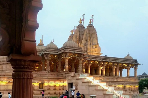 La experiencia completa de Delhi: tour de día completo en coche