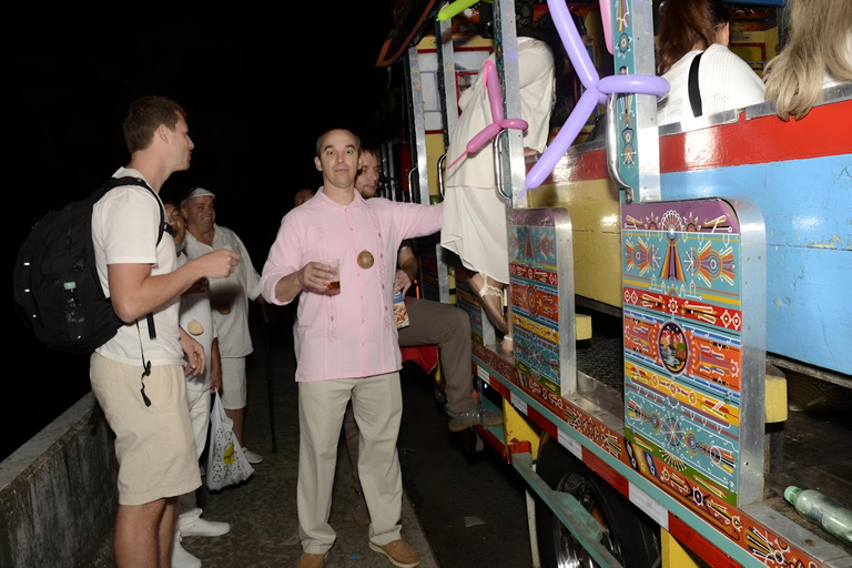 MEDELLIN: TOUR DELLA CITTÀ + OPEN BAR