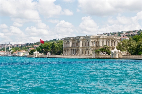 Istanbul : visite de la vieille ville, croisière sur le Bosphore, téléphérique et déjeunerIstanbul : croisière dans la vieille ville et sur le Bosphore, corne d'or et déjeuner