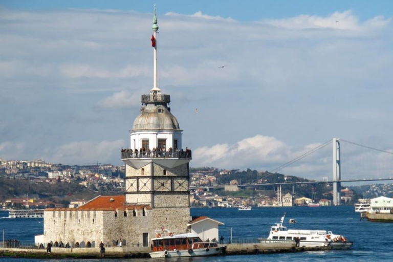 Istanbul: crociera sul Bosforo, tour in autobus, Corno d&#039;Oro, funiviaTour con prelievo dall&#039;hotel