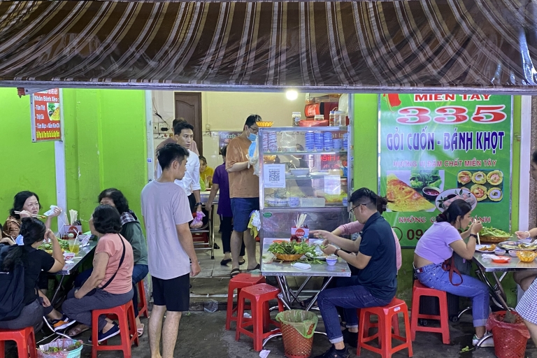 Ho Chi Minh: Eats After Dark Adventure Tour gastronómico nocturnoTour privado en automóvil con aire acondicionado