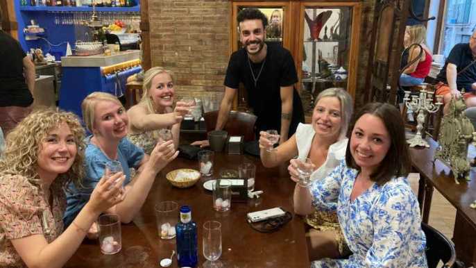 Malaga: Wine and Tapas Tour with Tastings and Drinks