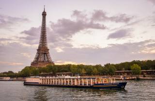 Paris: Romantische Bootsfahrt auf der Seine & 3-Gänge-Dinner