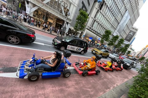 Tokyo: Go-Kart Tour and Photoshoot