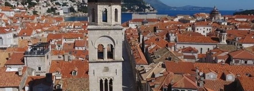 Dubrovnik: City Walking Tour with Blind Food Tasting