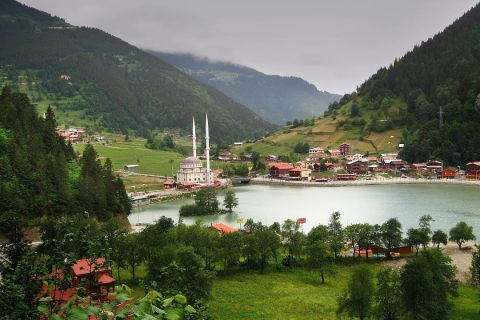 Trabzon: Uzungol See Ganztagesausflug mit türkischer Teeverkostung