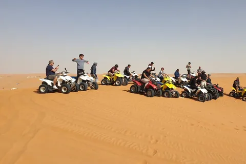 Riyadh: Wüsten-Quadbike-Erlebnis mit Transfer