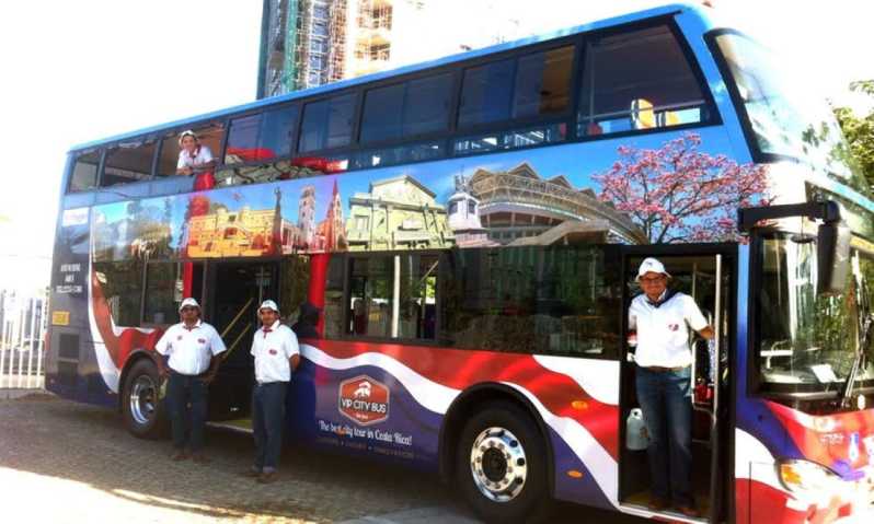 San José: Visita guiada en autobús con almuerzo y bebida de bienvenida