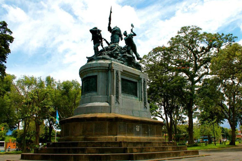 San José: Passeio a pé guiado com almoço e traslado do hotelSan José: passeio a pé guiado com almoço e embarque no hotel