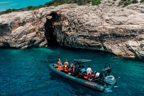 Zadar: Kornati, Ship wreck Sakarun, Golubinka,speedboat tour