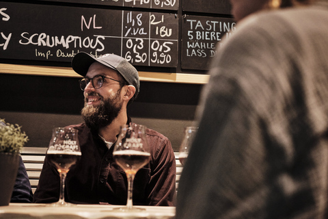 Düsseldorf: Craft Beer Walking Tour mit Verkostungen