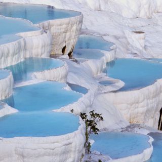 From Antalya/Kemer: Pamukkale and Hierapolis Tour with Lunch