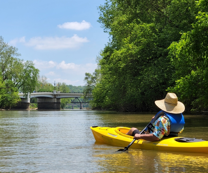 Zanesville: Muskingum River Self-Guided Kayaking Experience