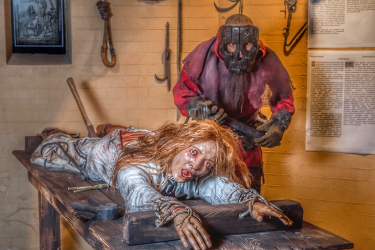 LA: Entrada al Museo de la Tortura Medieval con caza de fantasmas