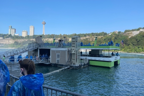 Niagara Falls: Maid of the Mist ticket and Tour Niagara Falls: Maid of the Mist Boat Ride and Walking Tour